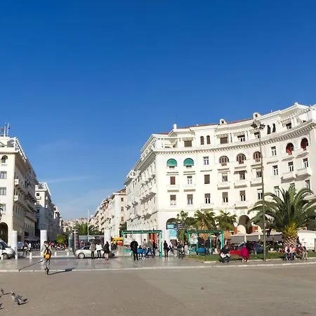 Apartment D-suites - Aristotelous Square Studio, Centre Thessaloniki